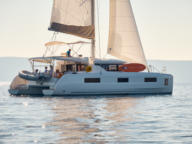 yacht-Lagoon 46-image-6