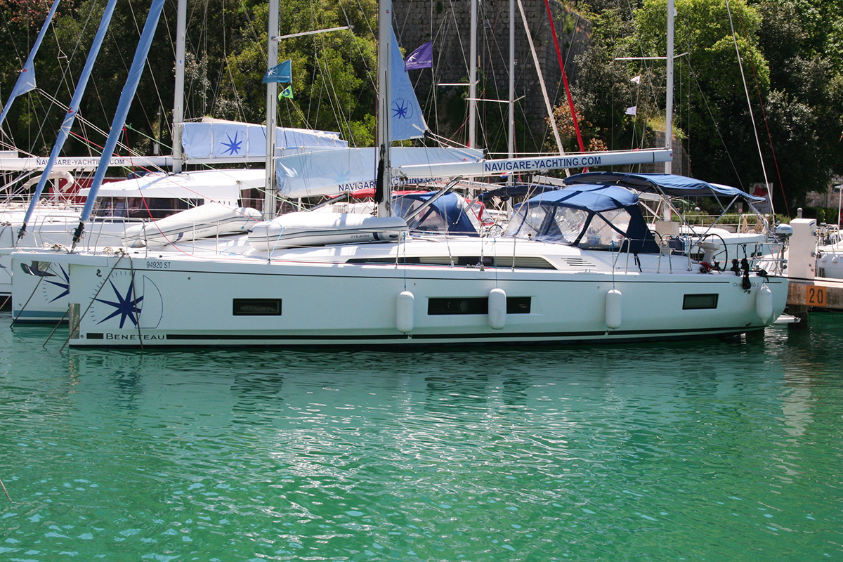 yacht-8651640 image-1