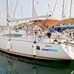 yacht-8966112 image-1