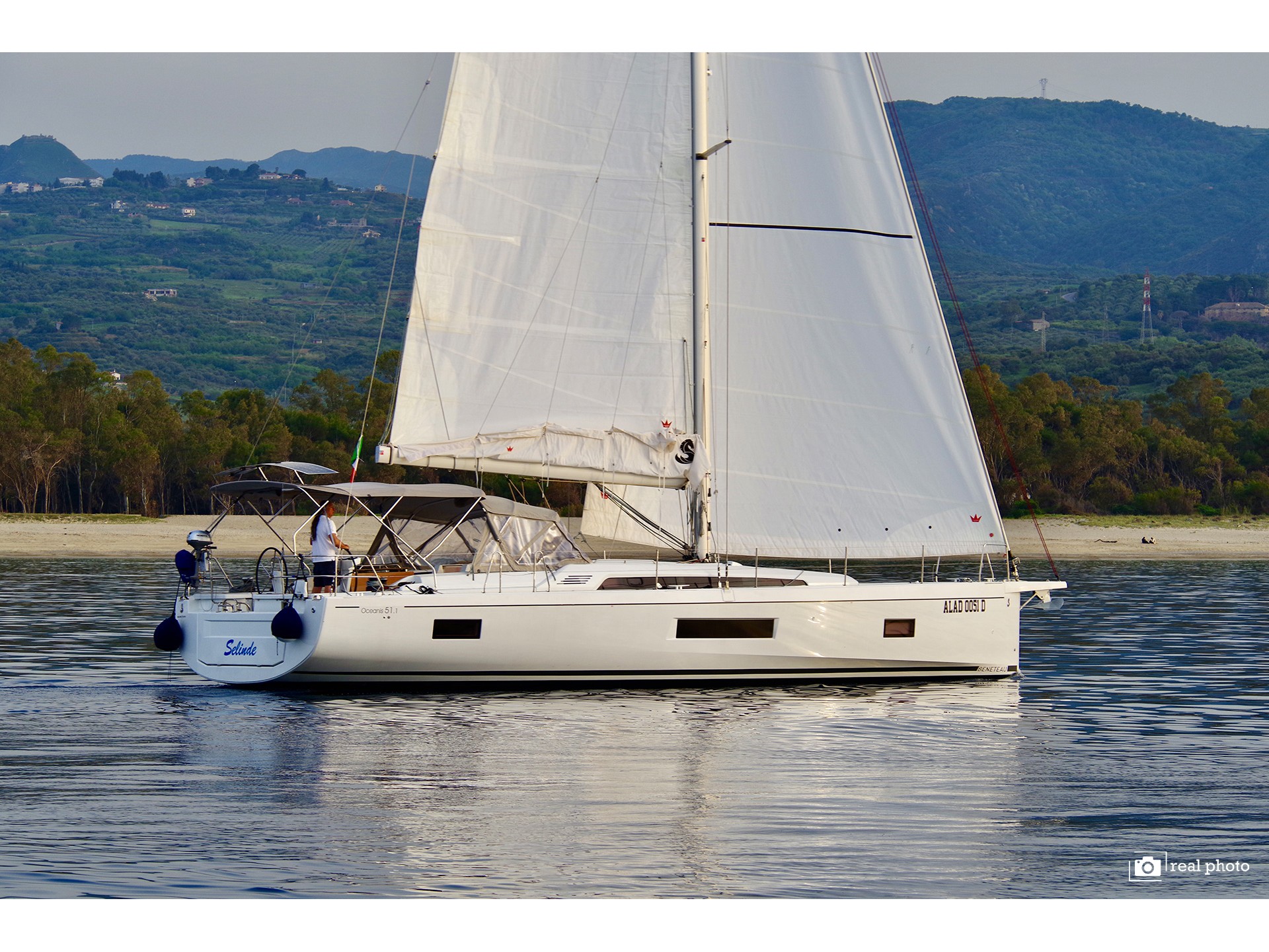 yacht-Oceanis 51.1-image-3