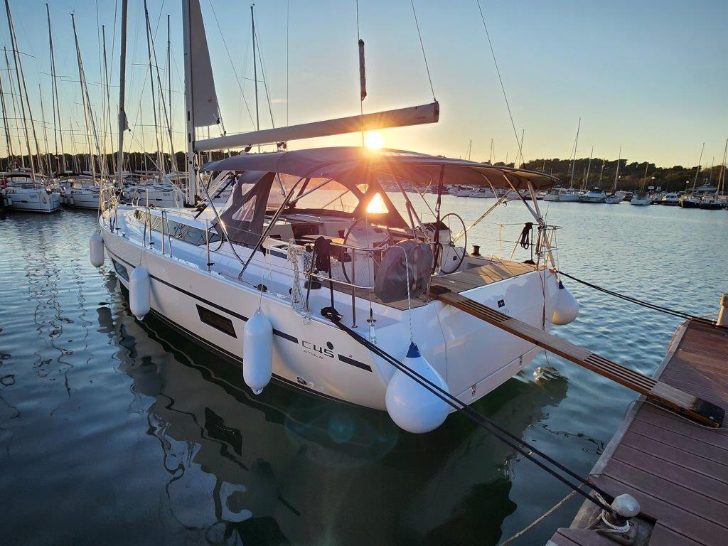 yacht-Bavaria C45 Style-image-1