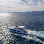 yacht-9179632 image-1