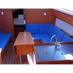 yacht-Bavaria Cruiser 37-image-4
