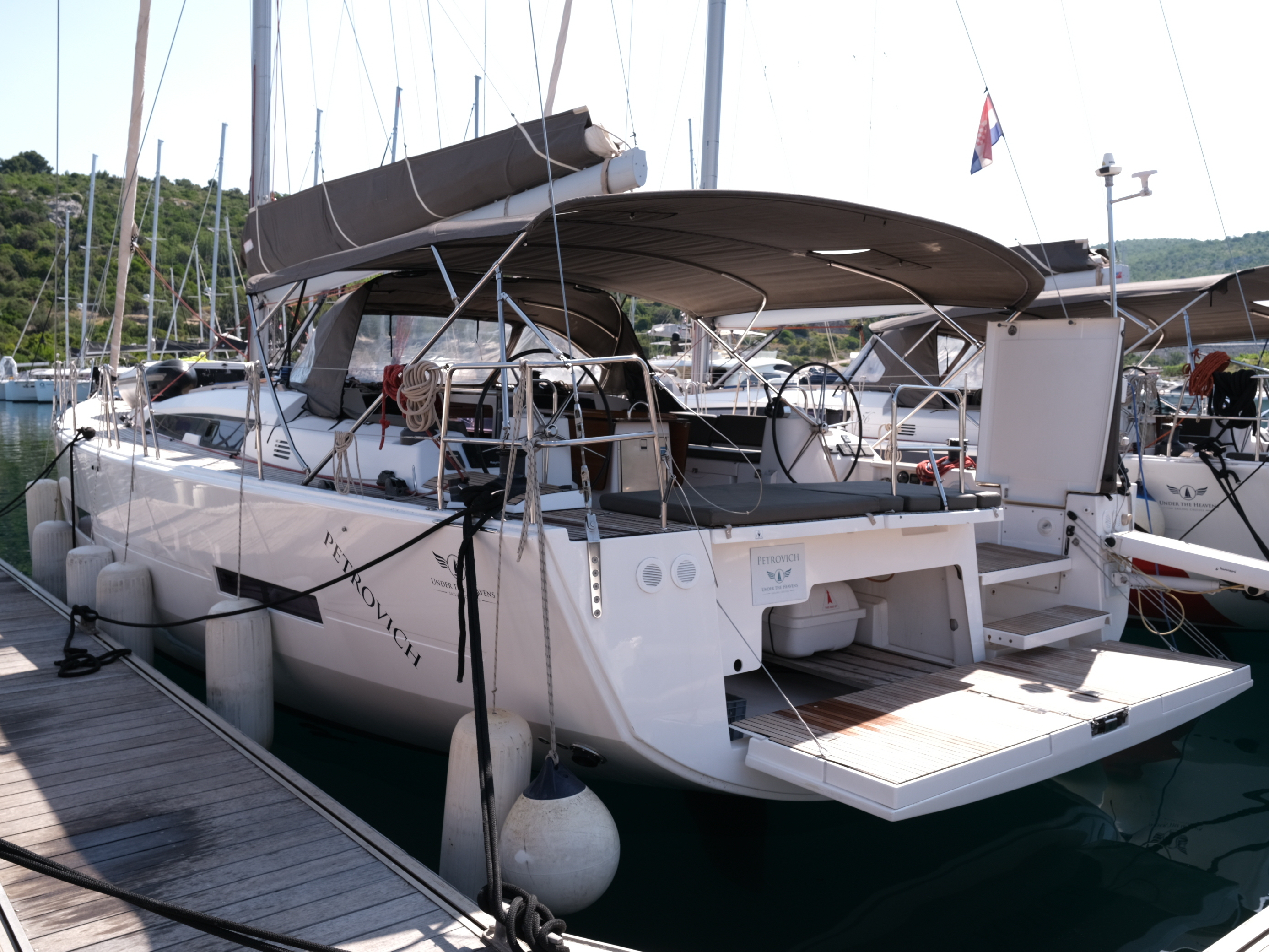 yacht-Dufour 560 Grand Large-image-13
